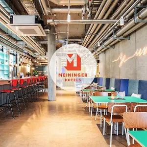 Hotel Meininger East Side Gallery
